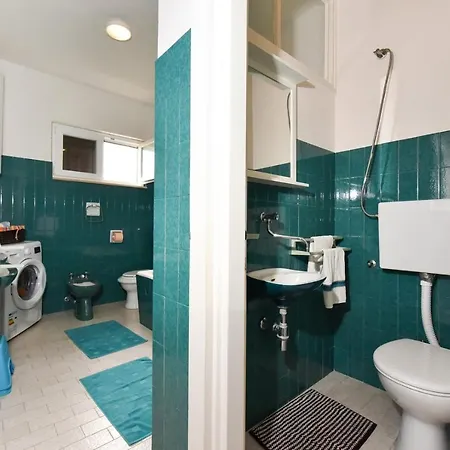 Apartman Markulin 3562 *